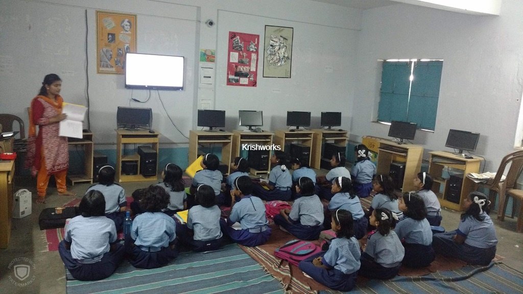 Project Learn To Read by Krishworks Technology and Indusnet Foundation in Collaboration with Karimpur Girls High School
